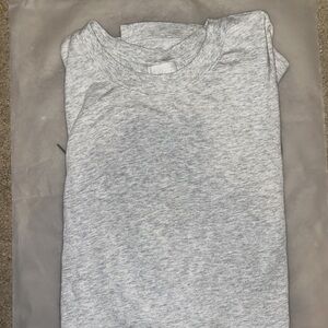 SKIMS Gray Boyfriend Tee L